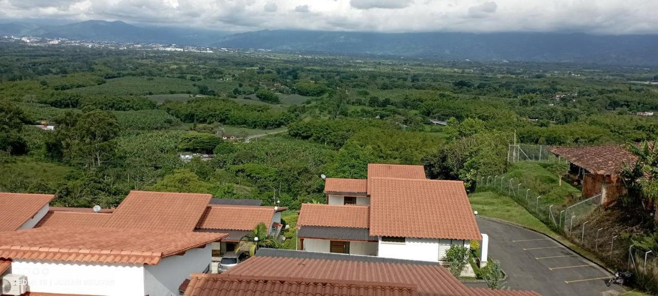 Espectacular Apto A 5 Minutos Del Parque Del Cafe Apartman Montenegro Kültér fotó